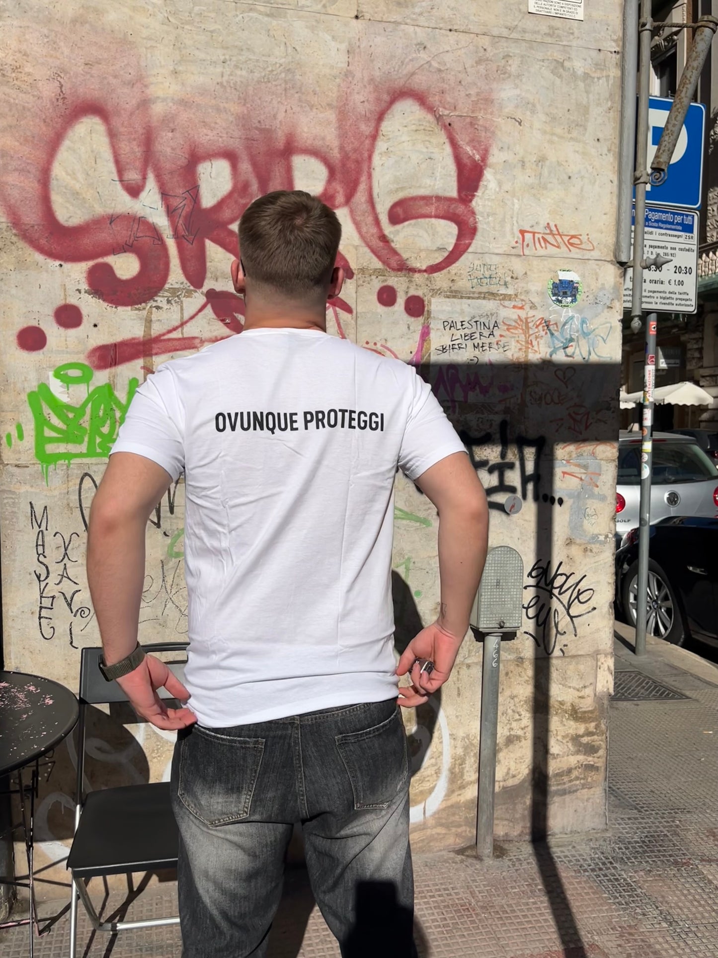 T-shirt Maradona, Ovunque proteggi
